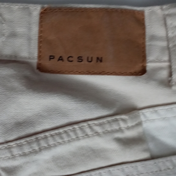 PACSUN VINTAGE LOOSE  WOMEN'S WHITE /TAN PATCH JEANS. SIZE 29 - Picture 12 of 13